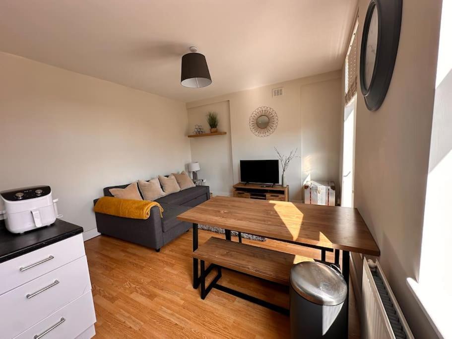 Appartamento 1 Bedroom In Se13 Londra